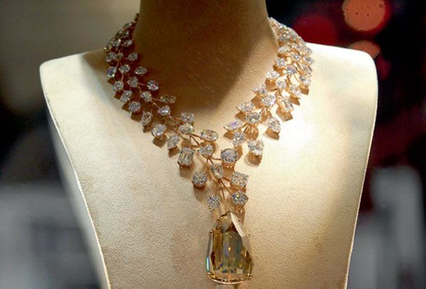 Here's the owner of $55 Million L'Incomparable diamond necklace by